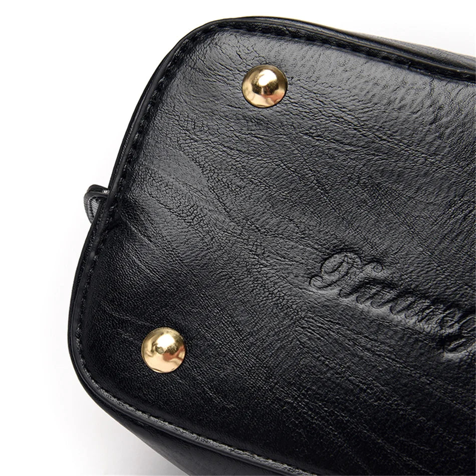 Leather Bag - Elegance Urbana