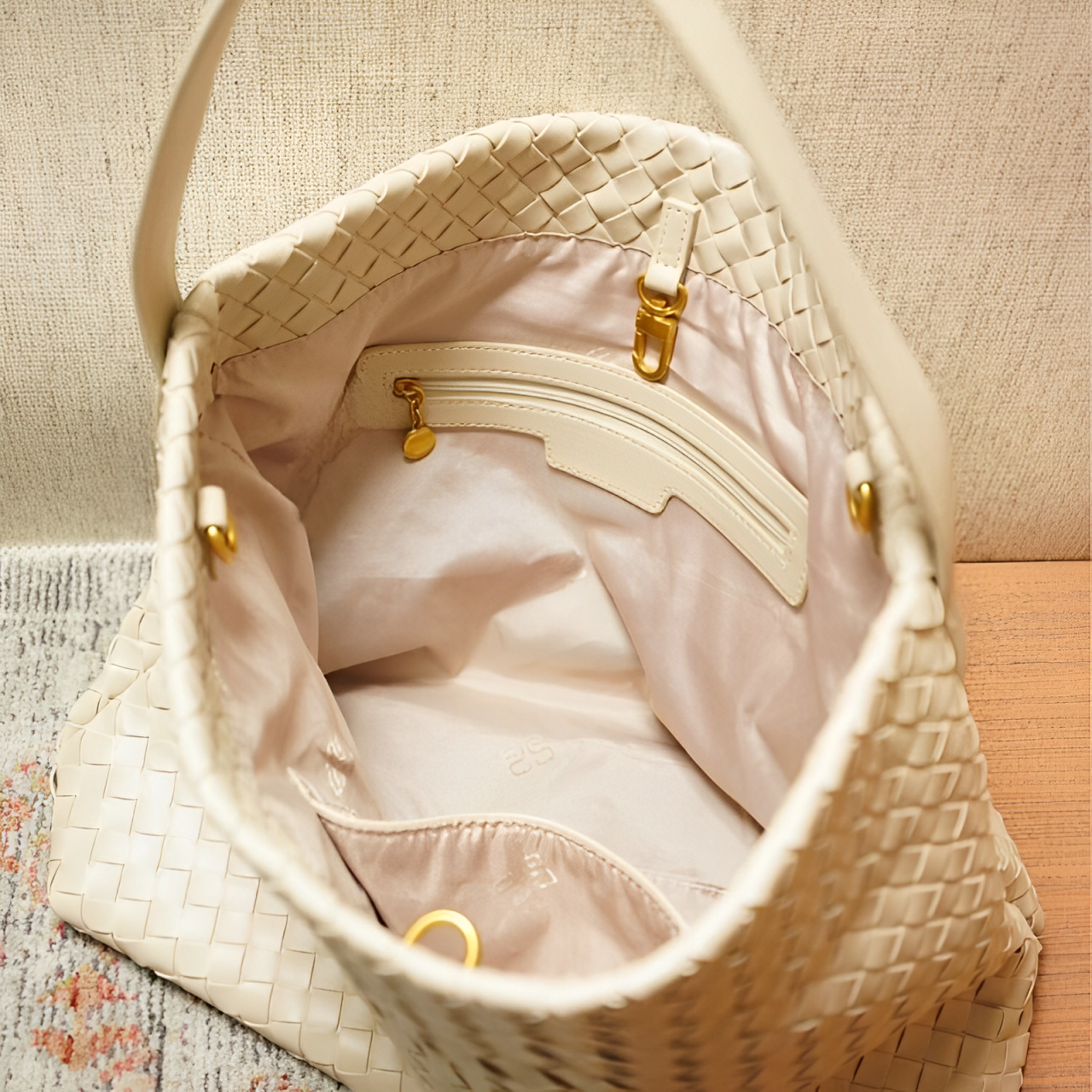 Vitoria Medium Braided Bag