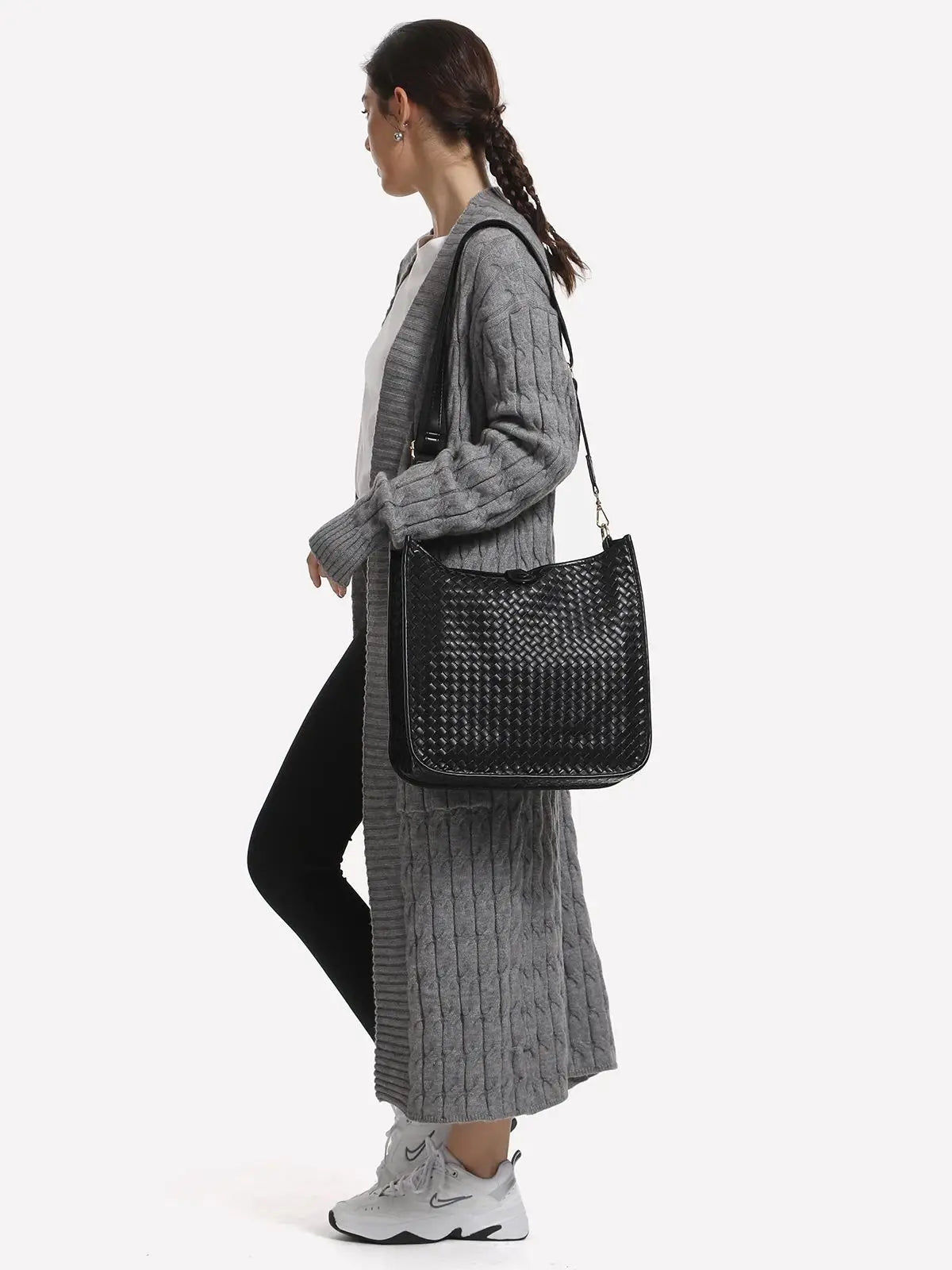 Eduarda Braided Messenger Bag
