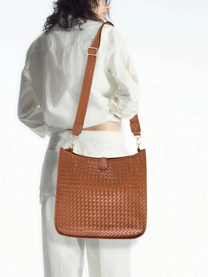 Eduarda Braided Messenger Bag