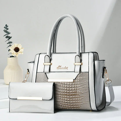 Bag and Wallet Kit in Leather - Cror