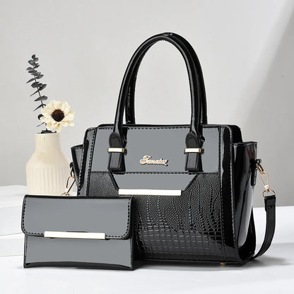 Bag and Wallet Kit in Leather - Cror